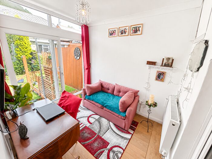 4 Bedroom Terraced House For Sale In Brithweunydd Road, Tonypandy, CF40