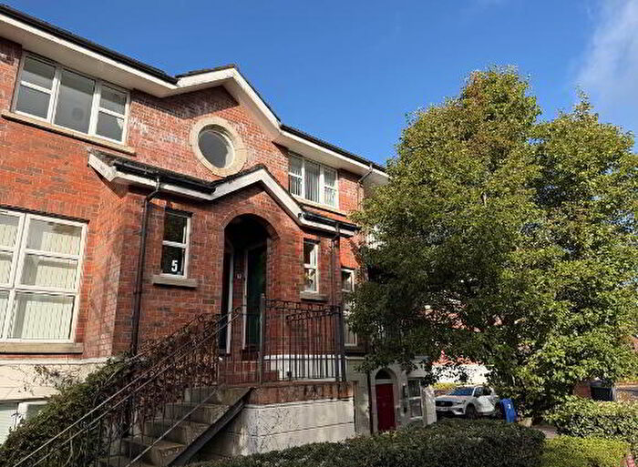 3 Bedroom Duplex Apartments To Rent In Ardenlee Crescent, Belfast, BT6