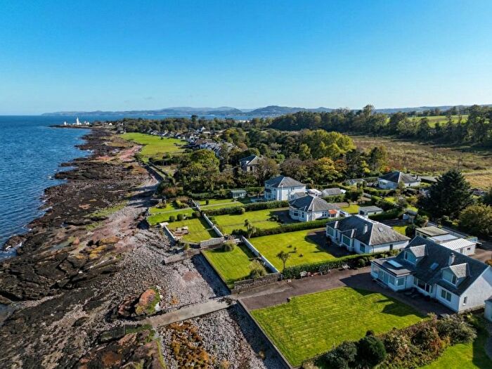 3 Bedroom Detached Bungalow For Sale In Davaar, Toward, Dunoon, PA23