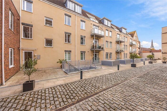 2 Bedroom Apartment For Sale In Shippam Street, Chichester, West Sussex, PO19