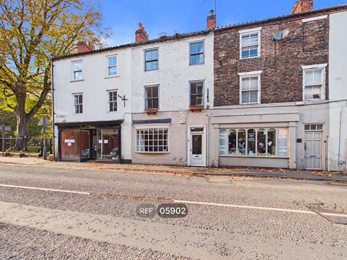 1 Bedroom Flat To Rent In New Street, Selby, YO8