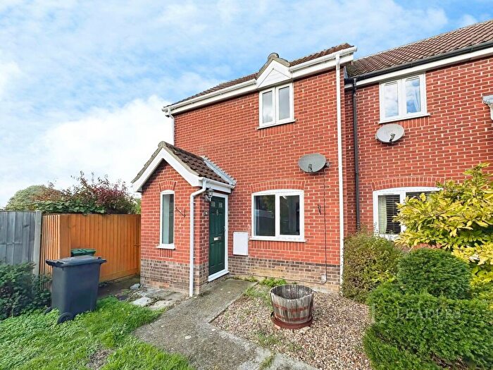 2 Bedroom Terraced House To Rent In Yew Tree Road, Attleborough, Norfolk, NR17