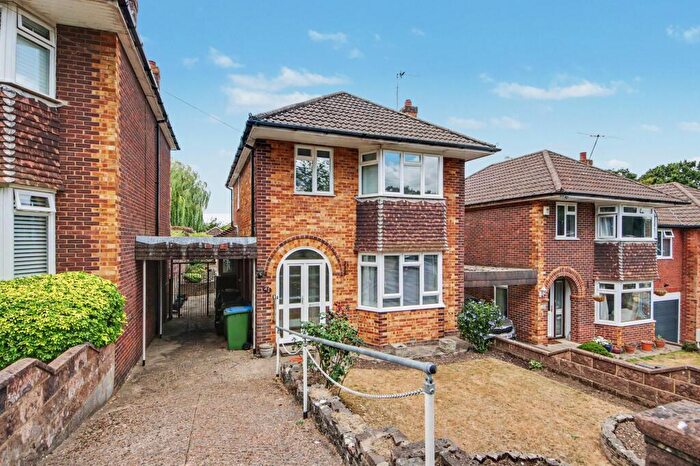 3 Bedroom Semi-Detached House For Sale In Glasslaw Road, Bitterne, SO18