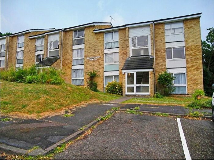 1 Bedroom Flat To Rent In Lansdown House, Crofton Way, Enfield, EN2