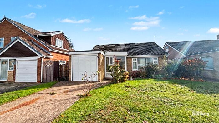 2 Bedroom Detached Bungalow For Sale In Old Hall Close, Warsop, NG20