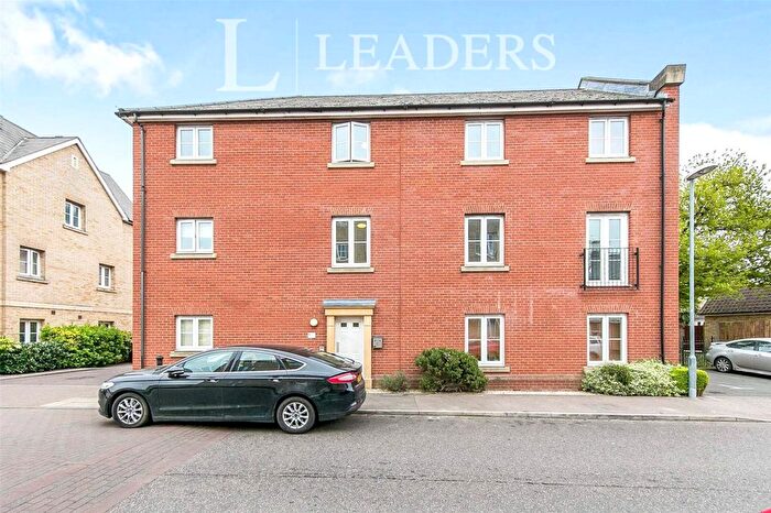 2 Bedroom Flat For Sale In Mortimer Gardens, Colchester, CO4