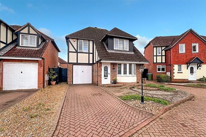 4 Bedroom Detached House For Sale In Wilton Close, Rustington, Littlehampton, West Sussex, BN16