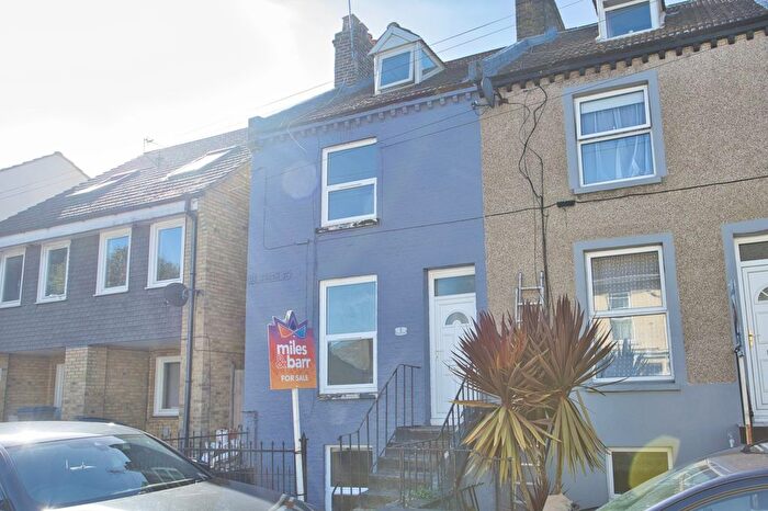 3 Bedroom Terraced House For Sale In De Burgh Street, Dover, CT17