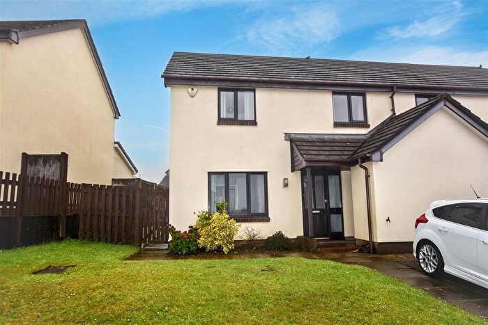 3 Bedroom Semi-Detached House For Sale In Graham Road, Redruth, TR15