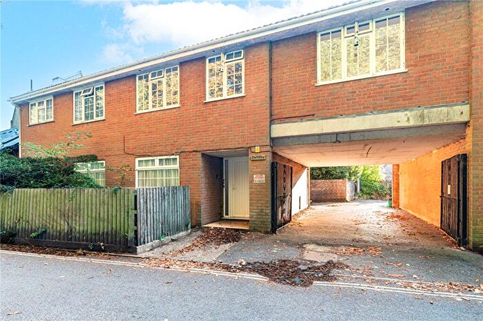 2 Bedroom Apartment To Rent In Redcotts Lane, Wimborne, Dorset, BH21