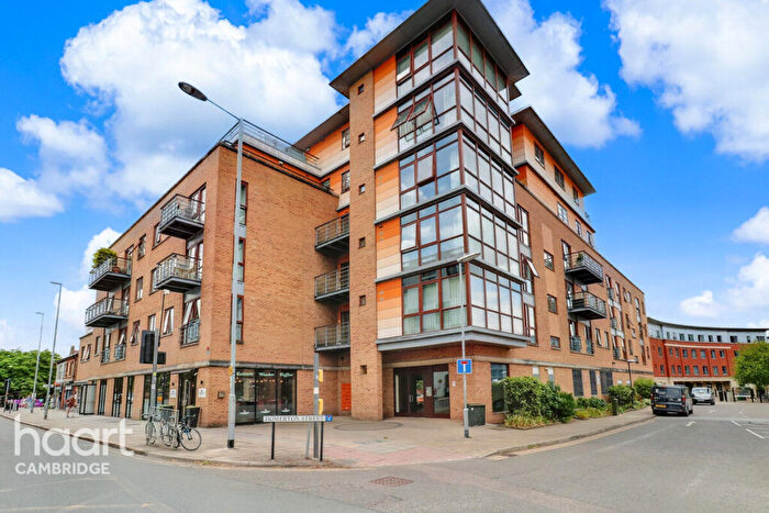 2 Bedroom Apartment For Sale In The Levels, Hills Road, Cambridge, CB2