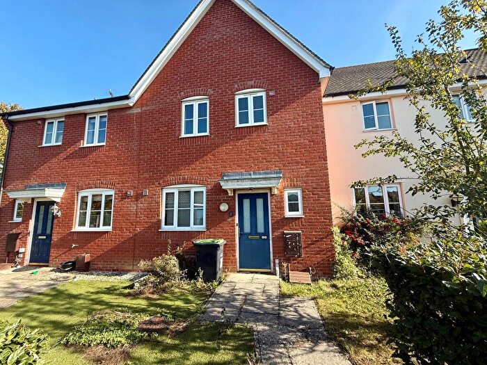 3 Bedroom Terraced House For Sale In Skylark Close, Bury St. Edmunds, IP32