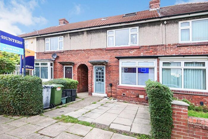 4 Bedroom Terraced House For Sale In Asquith Avenue, York, YO31