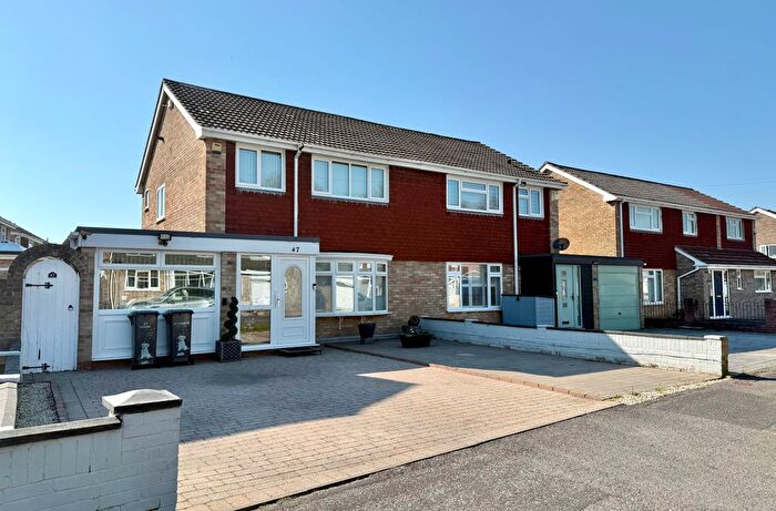 4 Bedroom Semi-Detached House For Sale In Woodside, Gosport, PO13