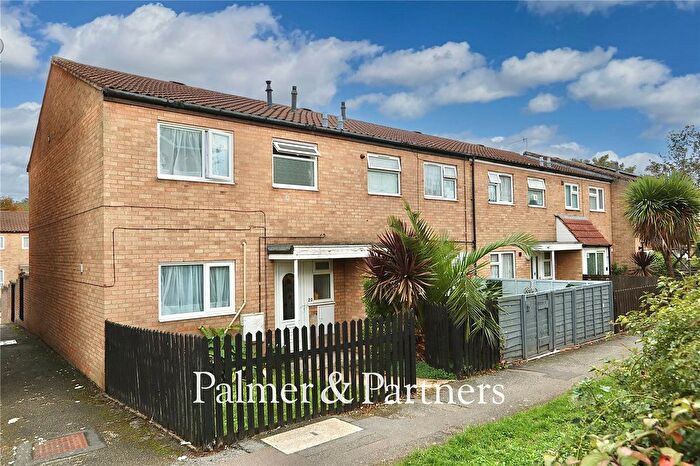 3 Bedroom End Of Terrace House For Sale In Poppy Close, Ipswich, Suffolk, IP2