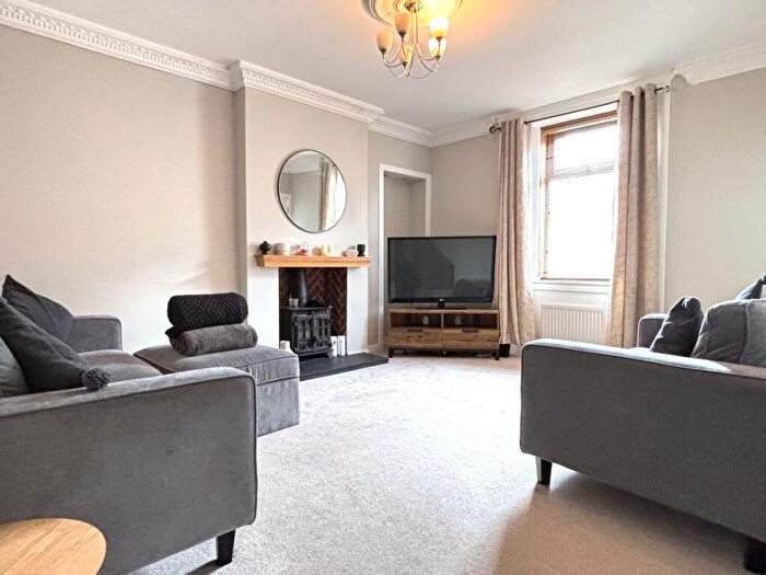 4 Bedroom Semi-Detached House For Sale In Maitland Street, Dunfermline, KY12