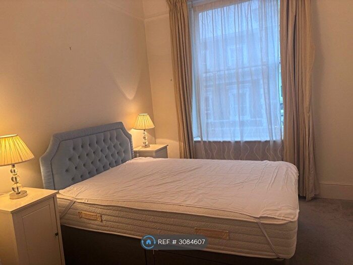 1 Bedroom Flat To Rent In Hogarth Road, London, SW5