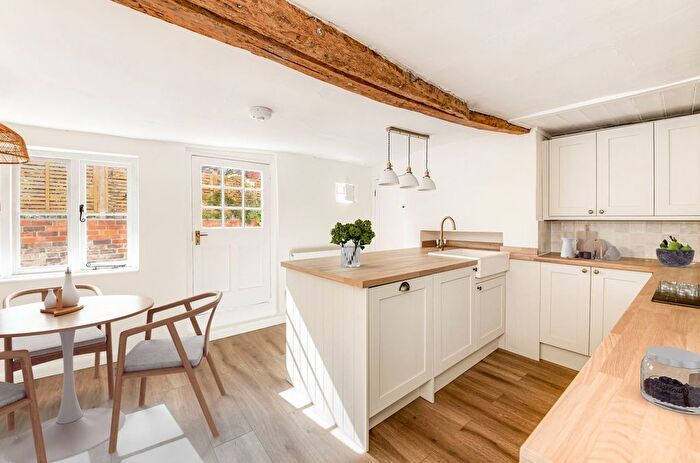 3 Bedroom Terraced House To Rent In High Street, Dorchester-On-Thames, OX10