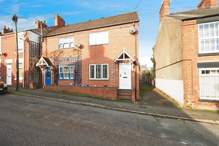3 Bedroom End Of Terrace House For Sale In North Street, Melbourne, Derby, DE73