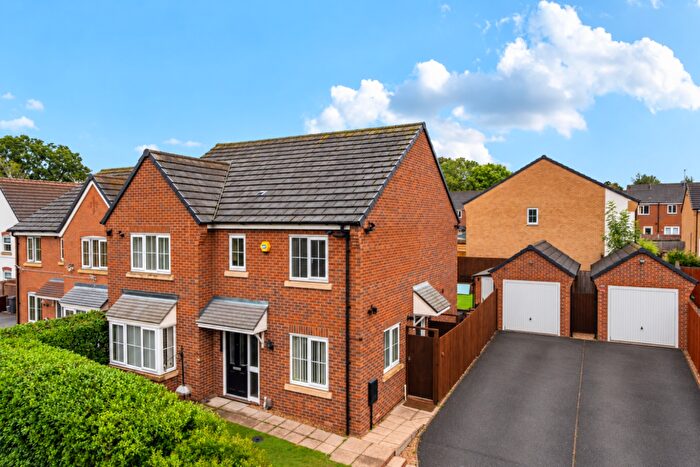 4 Bedroom Detached House For Sale In Bishop Drive, Birmingham, B37