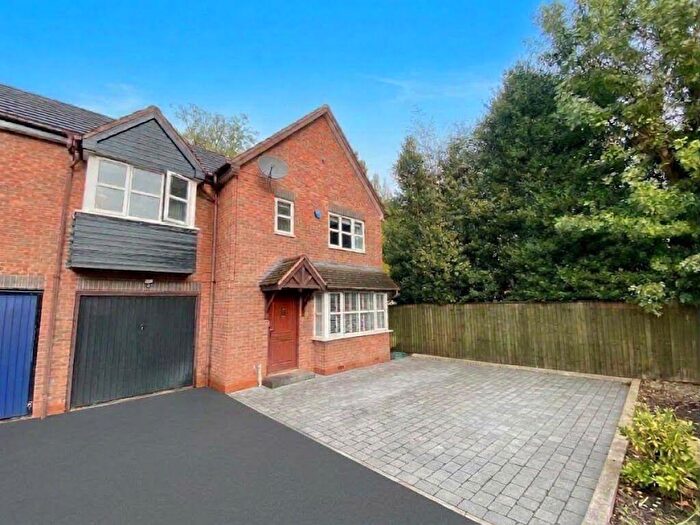 3 Bedroom Detached House For Sale In Chester Gardens, Sutton Coldfield, B73