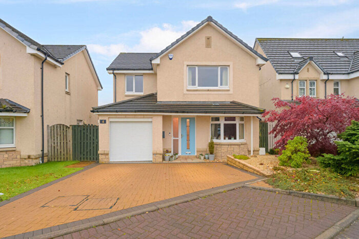 4 Bedroom Detached House For Sale In Mulloch Avenue, Falkirk, FK2