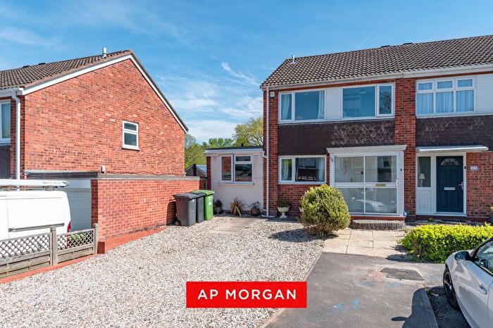 3 Bedroom Semi-Detached House For Sale In Caynham Close, Winyates East, Redditch, Worcestershire, B98
