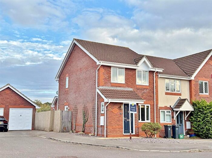 3 Bedroom End Of Terrace House For Sale In Shires Mead, Verwood, Dorset, BH31