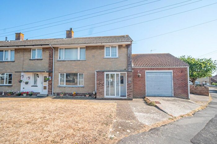 3 Bedroom Semi-Detached House For Sale In Marshallsay Road, Chickerell, Weymouth, DT3