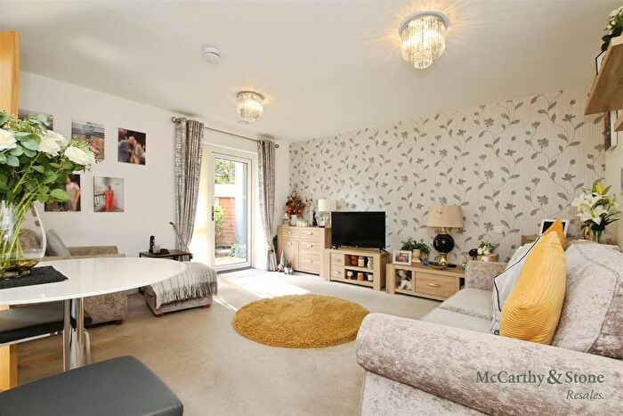 2 Bedroom Flat For Sale In Miami House, Princes Road, Chelmsford, Essex, CM2