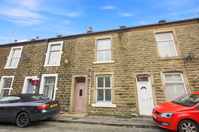 1 Bedroom Terraced House To Rent In Salisbury Street, Haslingden, BB4