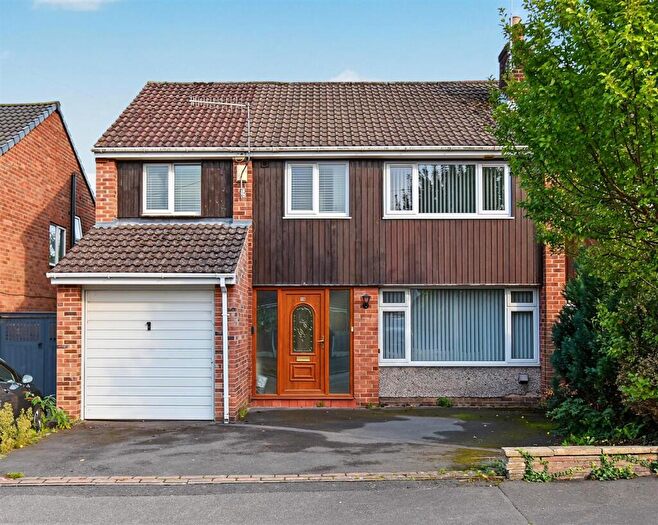 4 Bedroom Semi-Detached House For Sale In Devonshire Drive, Duffield, Belper, Derbyshire, DE56
