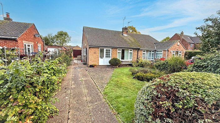 2 Bedroom Semi-Detached Bungalow For Sale In Mill Lane, Brant Broughton, LN5