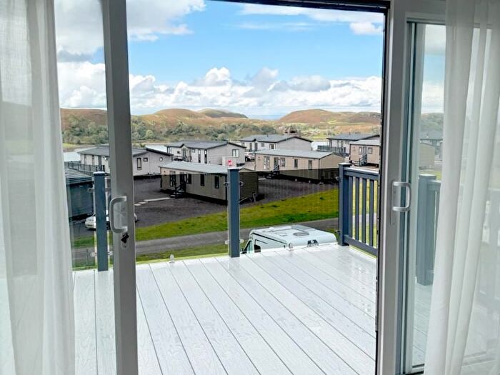 2 Bedroom Mobile/park Home For Sale In Gallanach Road, Oban, PA34