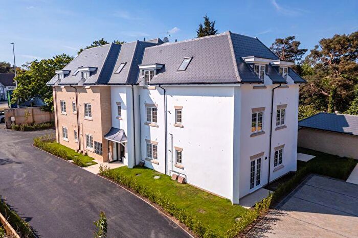 2 Bedroom Flat To Rent In Forest Reach, BH24