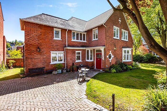 4 Bedroom Detached House For Sale In Alverston Road, Mapperley Park, Nottingham, NG3