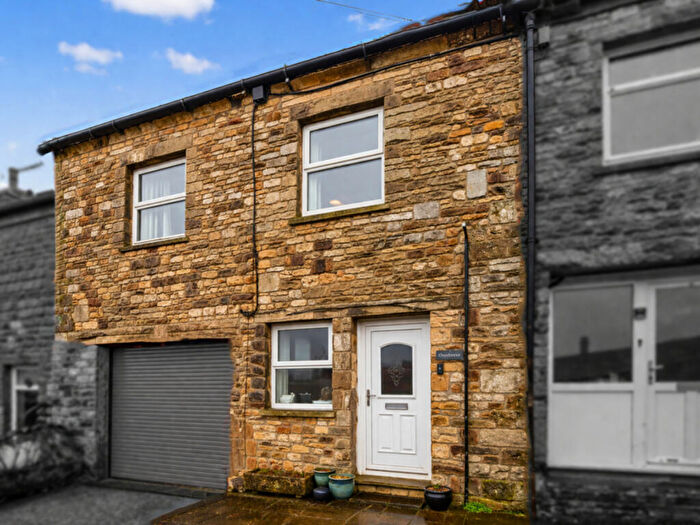 4 Bedroom Terraced House For Sale In Overbrow, Hawes, DL8
