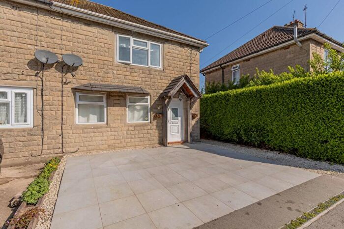 3 Bedroom Semi-Detached House For Sale In Athelstan Road, Malmesbury, SN16