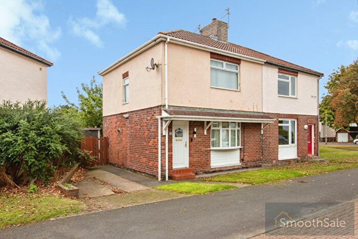 2 Bedroom Semi-Detached House For Sale In Park View, Whitley Bay, NE25