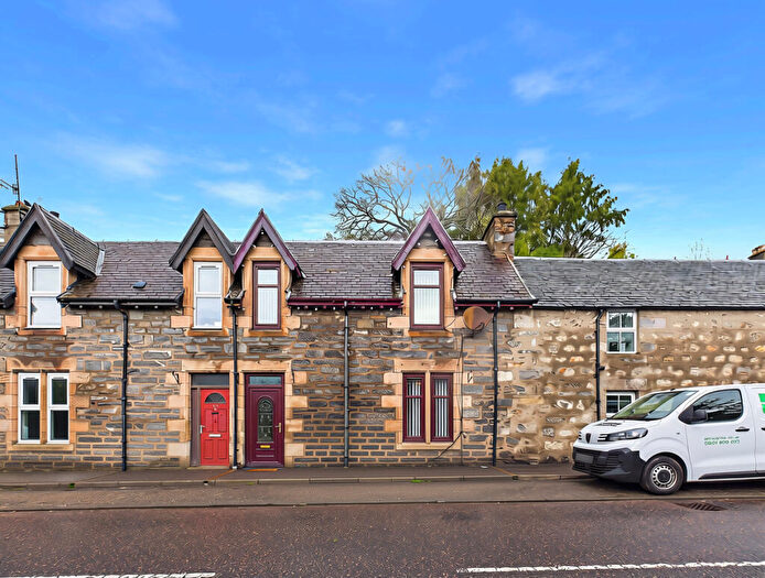 3 Bedroom Terraced House For Sale In High Street, Kingussie, PH21