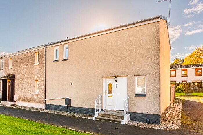3 Bedroom Terraced House For Sale In Darroch Drive, Erskine, PA8