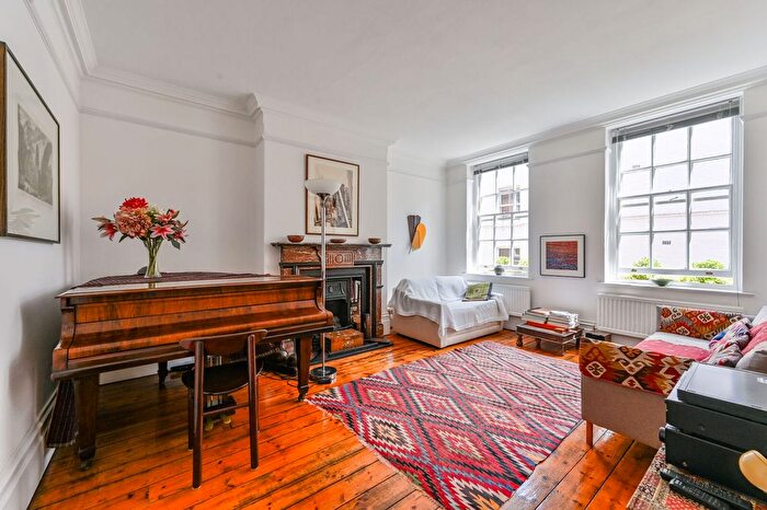 1 Bedroom Flat To Rent In Broad Court, Covent Garden, London, WC2B