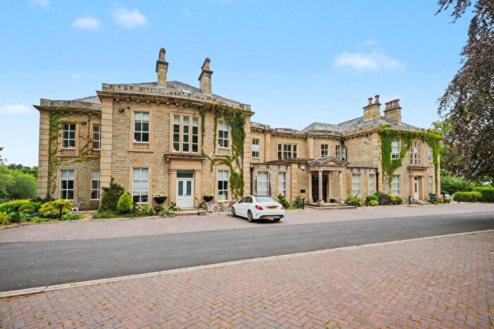 3 Bedroom Apartment For Sale In Waverley, Edgerton Road, HD3