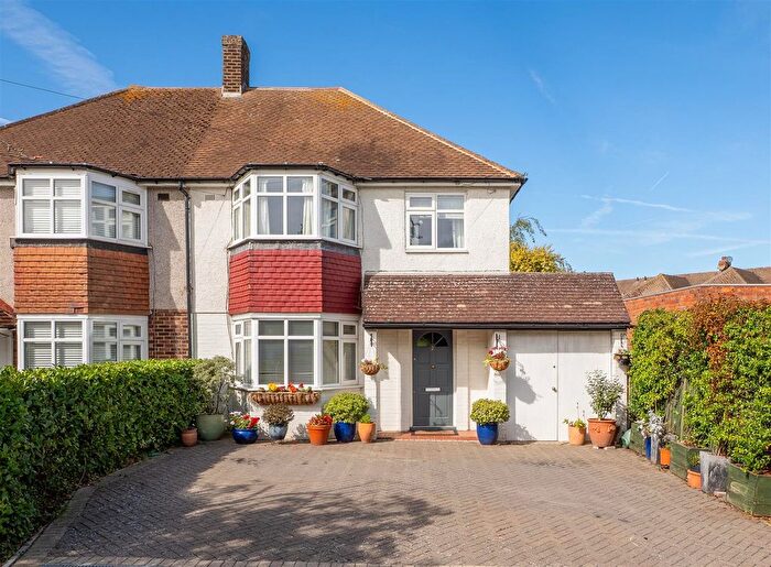 3 Bedroom Semi-Detached House For Sale In Cunliffe Road, Epsom, KT19