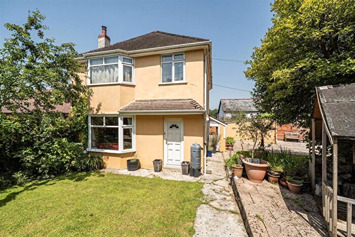 3 Bedroom Detached House For Sale In Crogg Lane, Uplyme, DT7