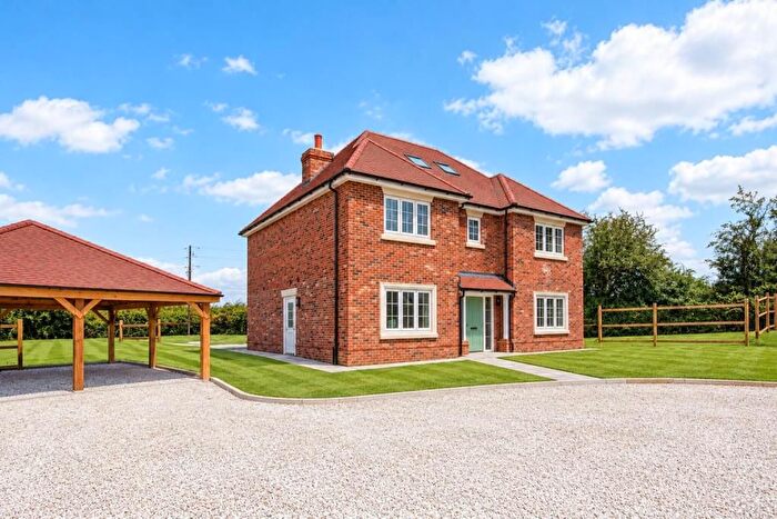 5 Bedroom Detached House For Sale In Oakwood Place, Hill Street, Calmore, SO40