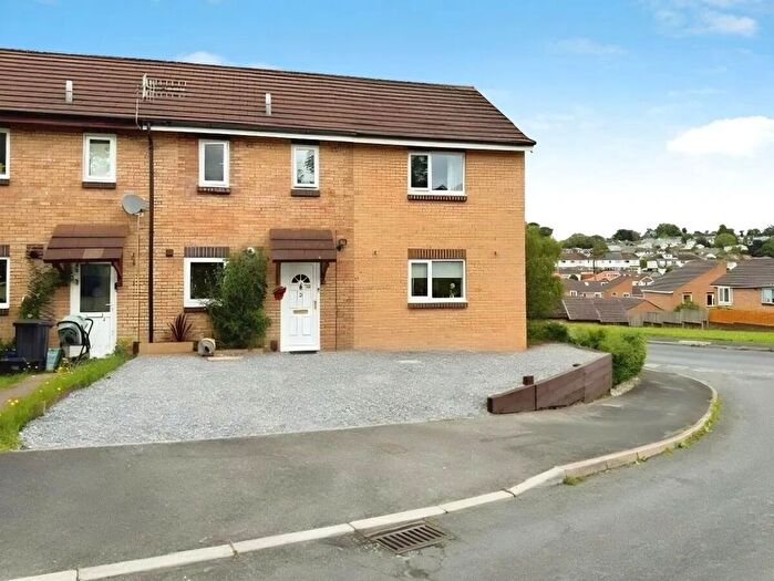 3 Bedroom End Of Terrace House For Sale In Burnley Road, Bradley Valley, Newton Abbot, Devon., TQ12
