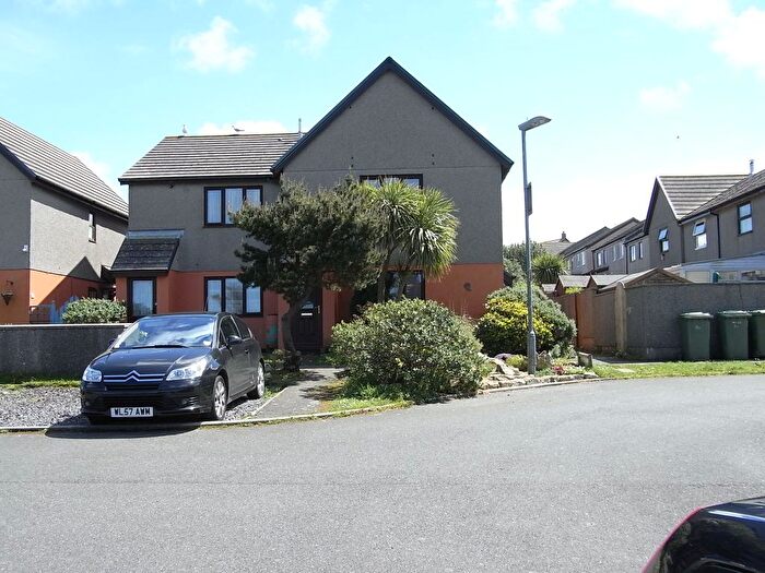 2 Bedroom Flat To Rent In Stennack Park, Trewellard, TR19