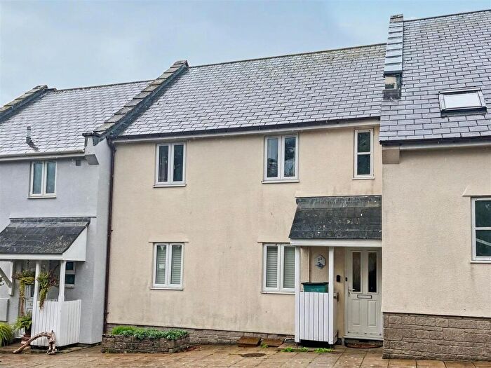 2 Bedroom Apartment To Rent In Hammonds Mead, Charmouth, Bridport, DT6