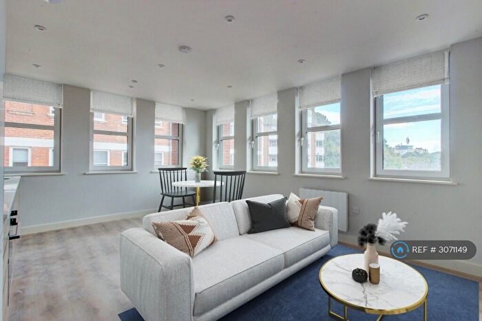 2 Bedroom Flat To Rent In Richmond House, Bournemouth, BH2